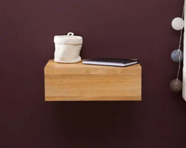 Table de nuit suspendue